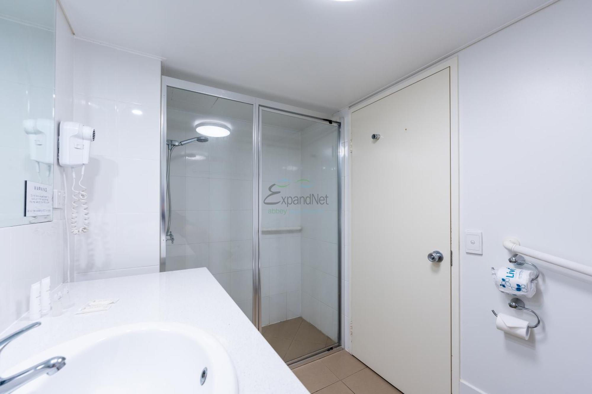Abbey On Roma Hotel & Apartments Бризбейн Екстериор снимка