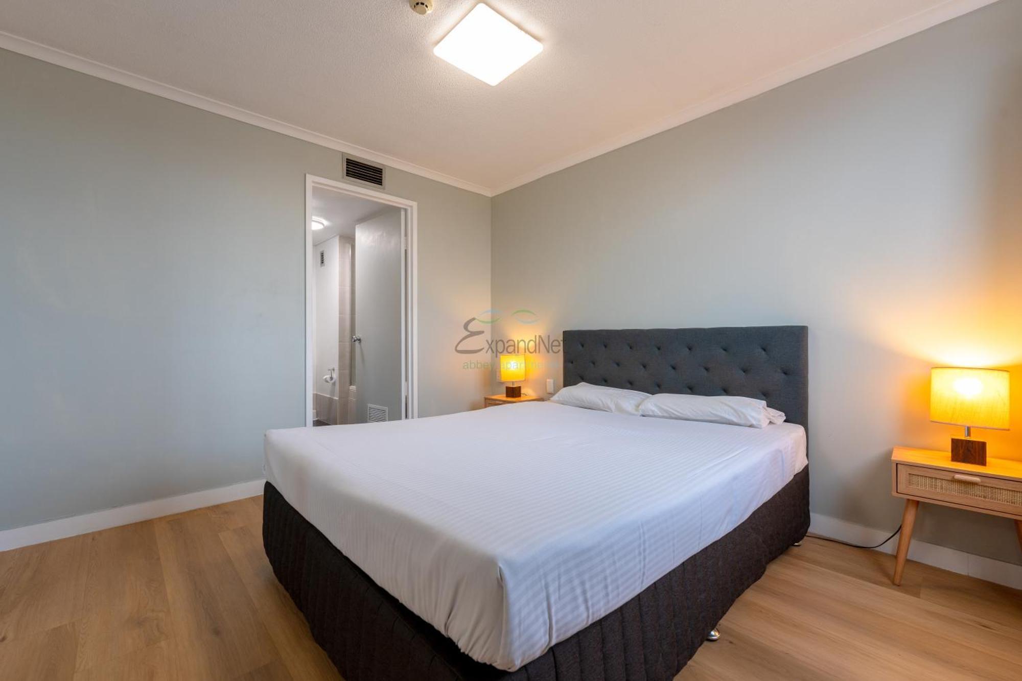 Abbey On Roma Hotel & Apartments Бризбейн Екстериор снимка
