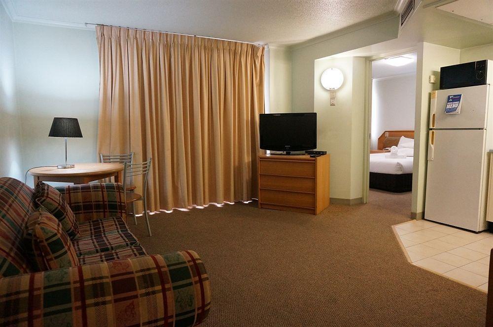 Abbey On Roma Hotel & Apartments Бризбейн Екстериор снимка